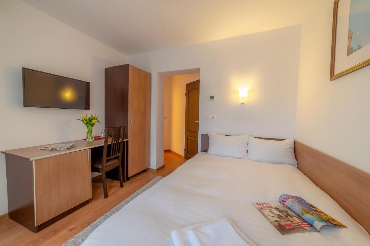 Pension Cluj Екстер'єр фото
