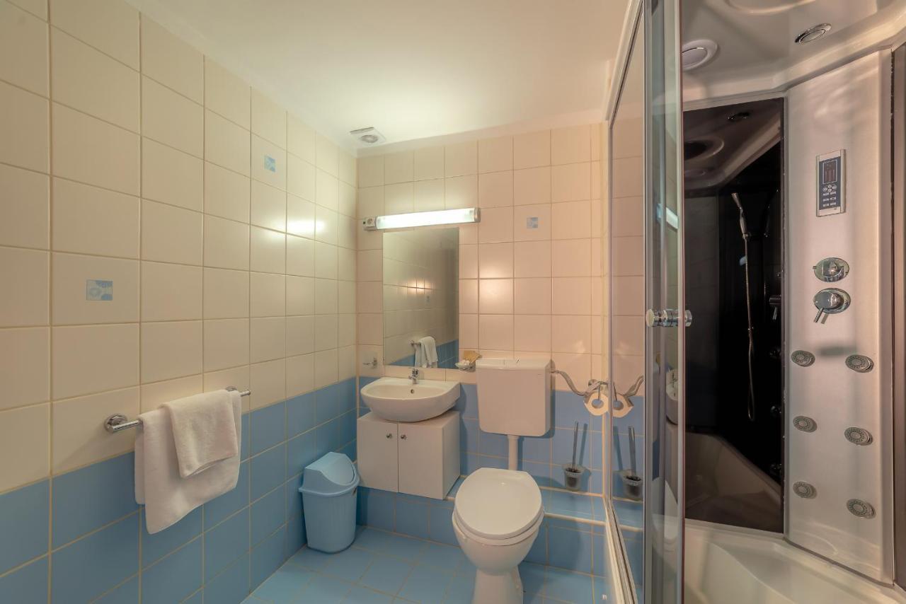 Pension Cluj Екстер'єр фото
