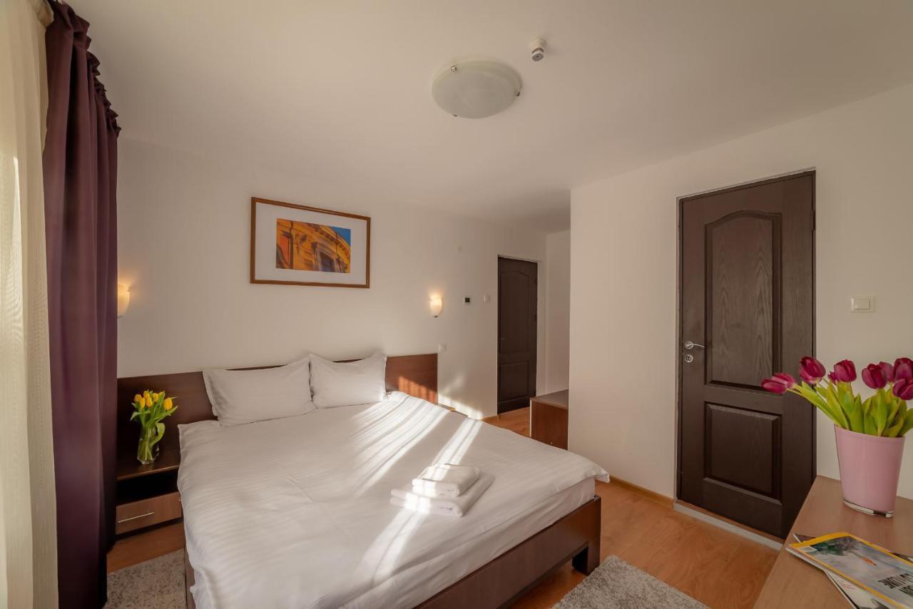 Pension Cluj Екстер'єр фото