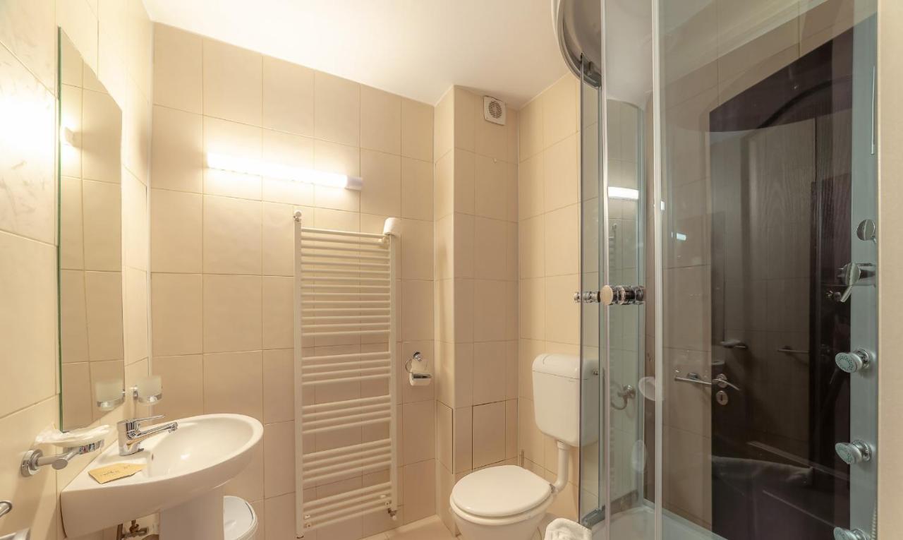Pension Cluj Екстер'єр фото