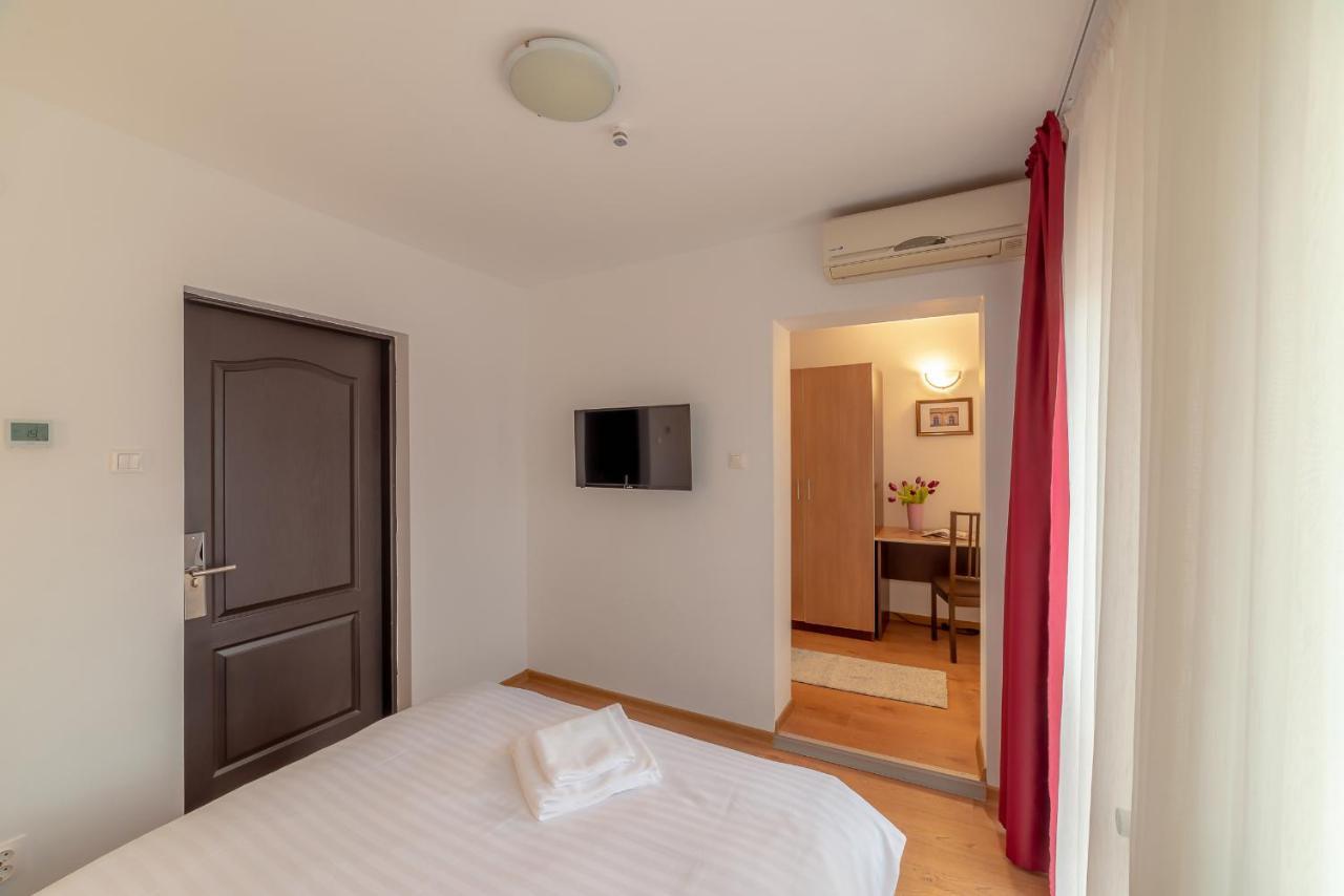 Pension Cluj Екстер'єр фото