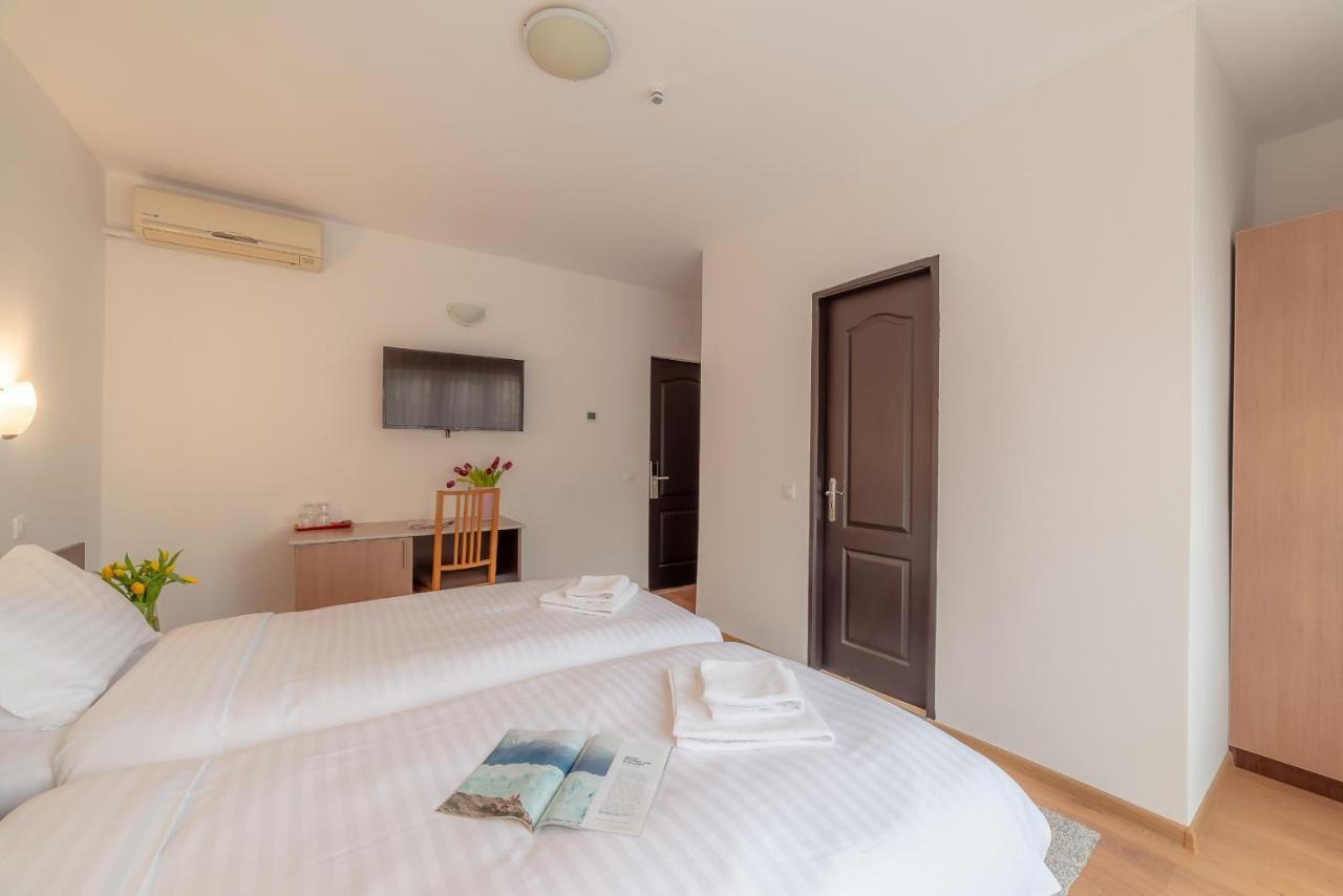 Pension Cluj Екстер'єр фото