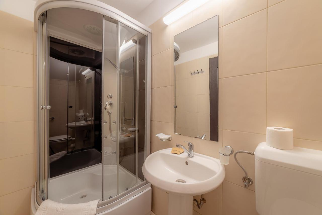 Pension Cluj Екстер'єр фото