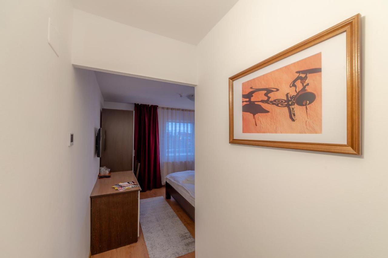 Pension Cluj Екстер'єр фото