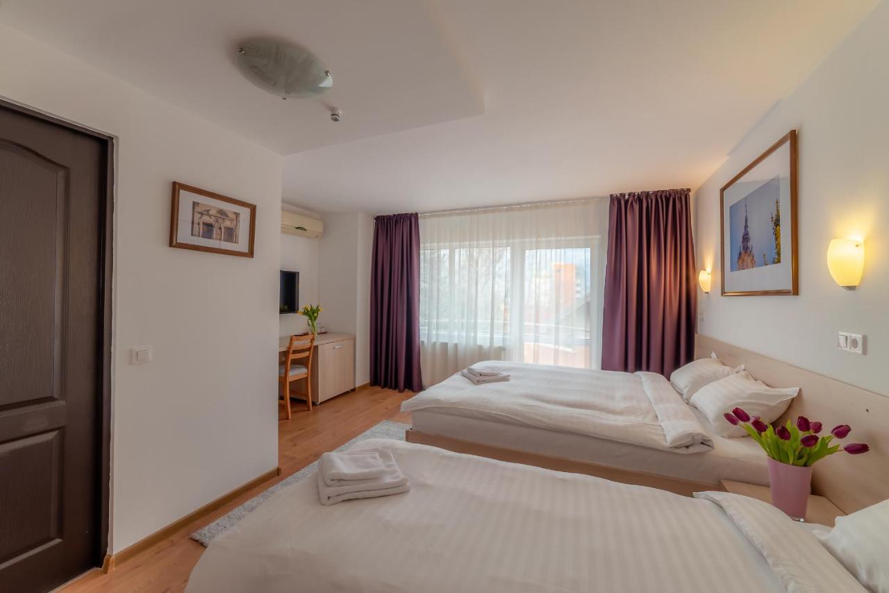 Pension Cluj Екстер'єр фото
